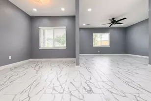 7054 Peyton St, Houston, TX 77028 - Photo 6