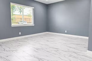 7054 Peyton St, Houston, TX 77028 - Photo 8
