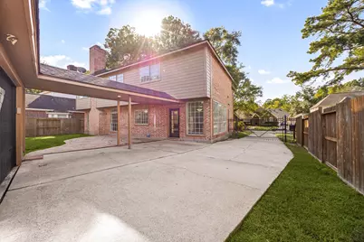 3510 Whispering Brook Drive, Houston, TX 77345 - Photo 38