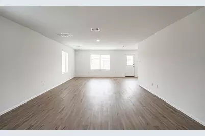 9123 Estes Lakes Drive, Baytown, TX 77521 - Photo 6