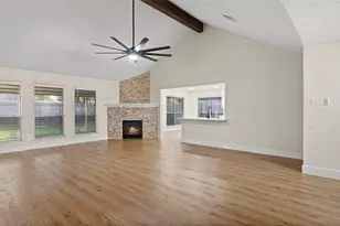 1118 Glenmeadows Dr, La Porte, TX 77571 - Photo 8