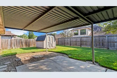 1118 Glenmeadows Drive, La Porte, TX 77571 - Photo 32