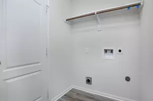 384 Decoster Blvd, Alvin, TX 77511 - Photo 16