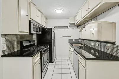 1527 Rutland Street #4, Houston, TX 77008 - Photo 16