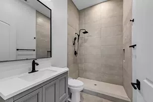 1806 De Milo Dr, Houston, TX 77018 - Photo 36