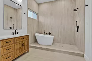 1806 De Milo Dr, Houston, TX 77018 - Photo 24