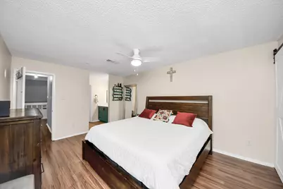 6142 W Airport Boulevard #15, Houston, TX 77035 - Photo 22