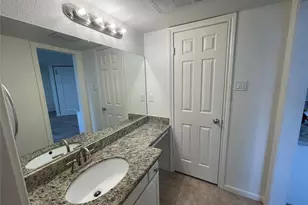 1311 Antoine Dr, Houston, TX 77055 - Photo 14