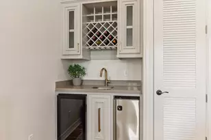 1822 Seaside Dr, Galveston, TX 77550 - Photo 8