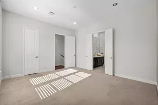 403 N Nagle St, Houston, TX 77003 - Photo 32