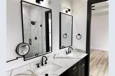 308 E 36th Street, Houston, TX 77018 - Photo 14