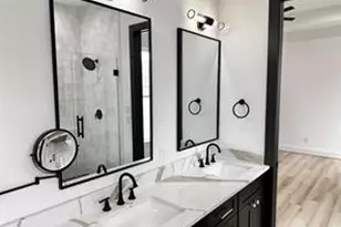 308 E 36th St, Houston, TX 77018 - Photo 14