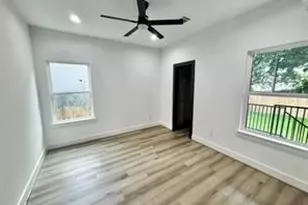 308 E 36th St, Houston, TX 77018 - Photo 8