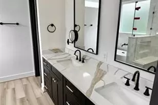 308 E 36th St, Houston, TX 77018 - Photo 6