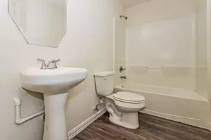 2203 Pearl St, Houston, TX 77029 - Photo 18