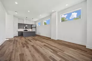 835 Elkhart St, Houston, TX 77091 - Photo 2