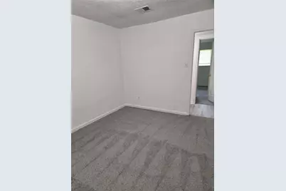 7119 Pittswood Lane, Houston, TX 77016 - Photo 12