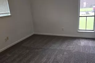 7119 Pittswood Ln, Houston, TX 77016 - Photo 14
