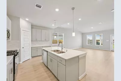 5244 Redbud Valley Drive, Pearland, TX 77584 - Photo 4