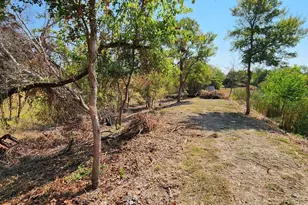 11920 Woodcrest Dr, Willis, TX 77318 - Photo 10