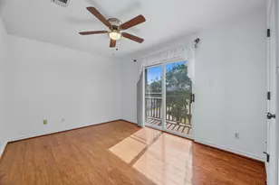 2027 Hollywood Ave, Galveston, TX 77551 - Photo 24