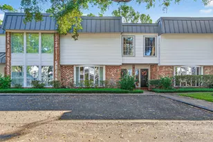 8932 Chatsworth Dr, Houston, TX 77024 - Photo 46