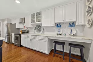 8932 Chatsworth Dr, Houston, TX 77024 - Photo 14