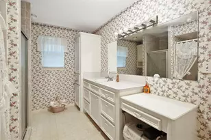 13825 Midway Dr, Willis, TX 77318 - Photo 6