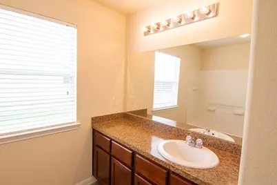 13142 Withee Path Lane, Houston, TX 77048 - Photo 10