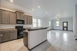 12147 La Salle River Rd, Conroe, TX 77304 - Photo 10