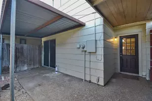 1326 Town Circle Circle, Baytown, TX 77520 - Photo 22