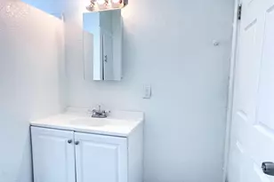 11 Norwood St, Houston, TX 77011 - Photo 6