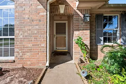 5426 Novak Court, Danbury, TX 77534 - Photo 4