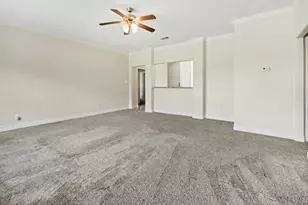 5426 Novak Ct, Danbury, TX 77534 - Photo 12