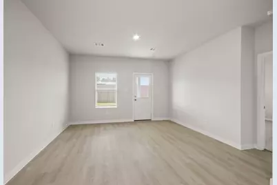 330 Long Branch Drive, Dayton, TX 77535 - Photo 6