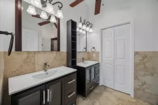 11931 Carriage Hill Dr, Houston, TX 77077 - Photo 20