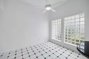 11931 Carriage Hill Dr, Houston, TX 77077 - Photo 12