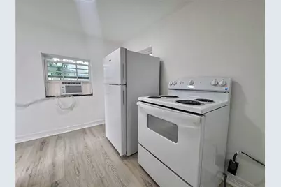 27 Norwood Street, Houston, TX 77011 - Photo 32
