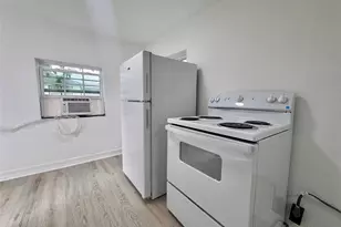 27 Norwood St, Houston, TX 77011 - Photo 32