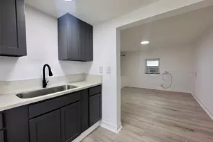 27 Norwood St, Houston, TX 77011 - Photo 30