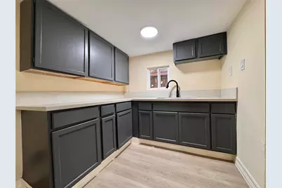 27 Norwood Street, Houston, TX 77011 - Photo 18