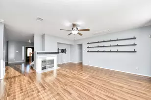 16319 Autumn Leigh Dr, Houston, TX 77083 - Photo 14
