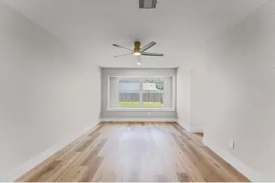 2306 Eaglerock Drive, Houston, TX 77080 - Photo 10