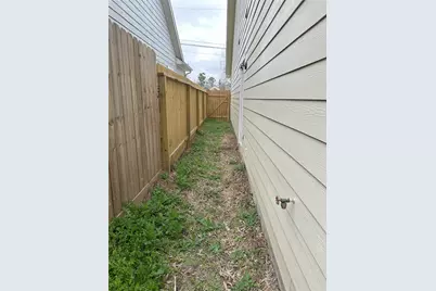 16625 E Lynbrook, Montgomery, TX 77316 - Photo 20