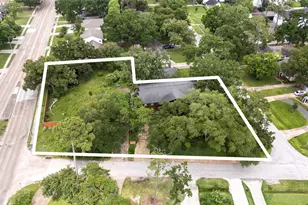 1090 Lamonte Ln, Houston, TX 77018 - Photo 2
