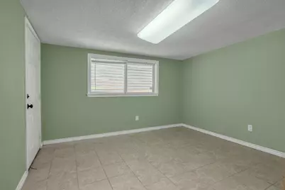 119 Barracuda Avenue, Galveston, TX 77550 - Photo 22