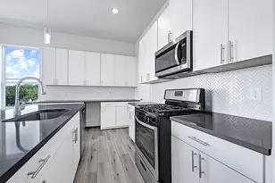 3313 Baer St, Houston, TX 77020 - Photo 12