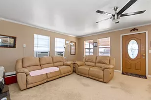 1546 Upton Ln, Brazoria, TX 77422 - Photo 6