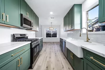 2118 Pepperglen Court, Missouri City, TX 77489 - Photo 10