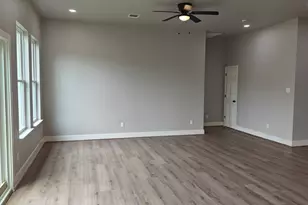 504 Center St, Richmond, TX 77469 - Photo 4